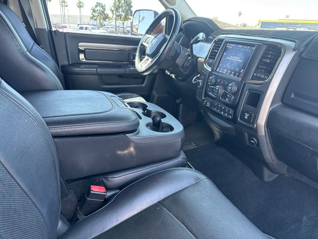 Used 2018 RAM 2500 Laramie w/ Sport Appearance Group AWD/4WD image 13
