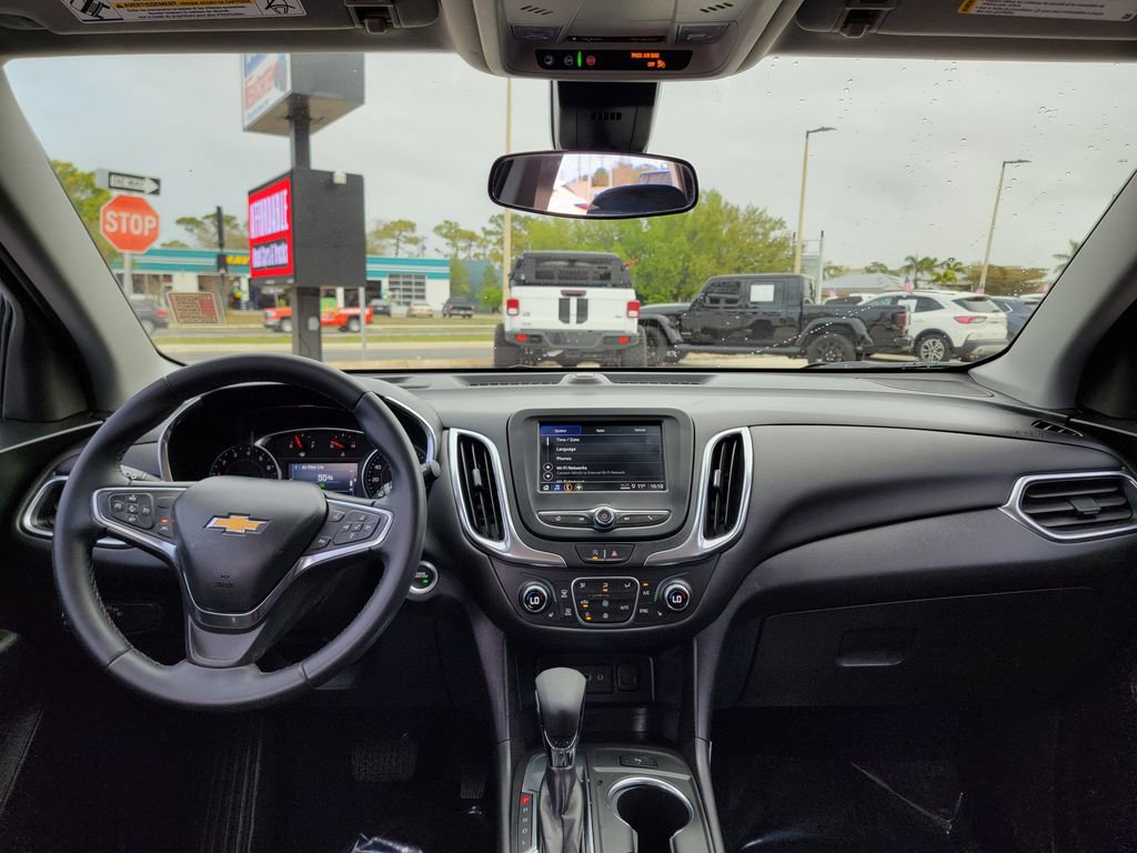 Used 2024 Chevrolet Equinox LT FWD image 19