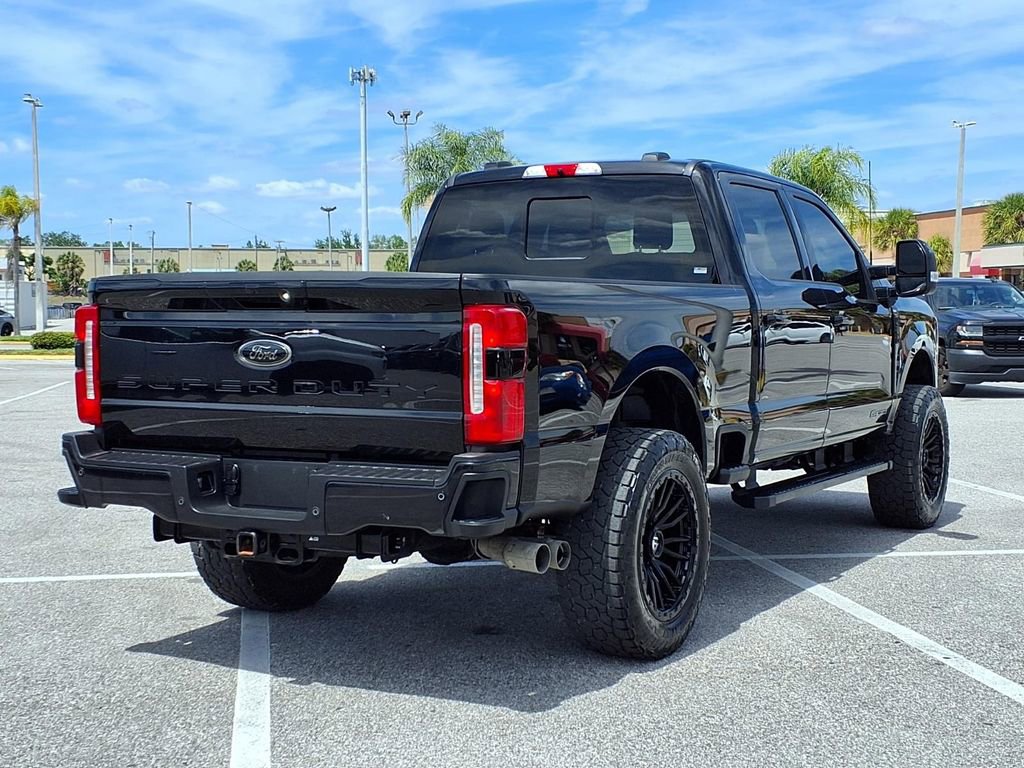 Used 2024 Ford F250 Lariat w/ Black Appearance Package AWD/4WD image 7