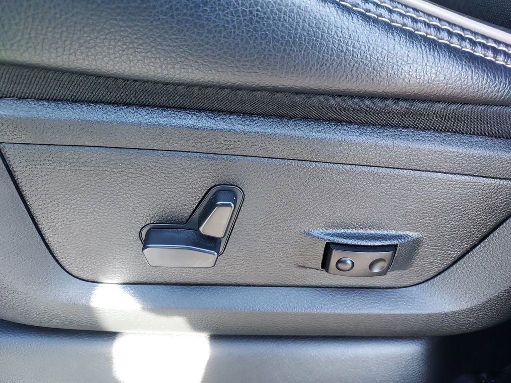 Used 2024 RAM 3500 Laramie w/ Sport Appearance Package AWD/4WD image 18