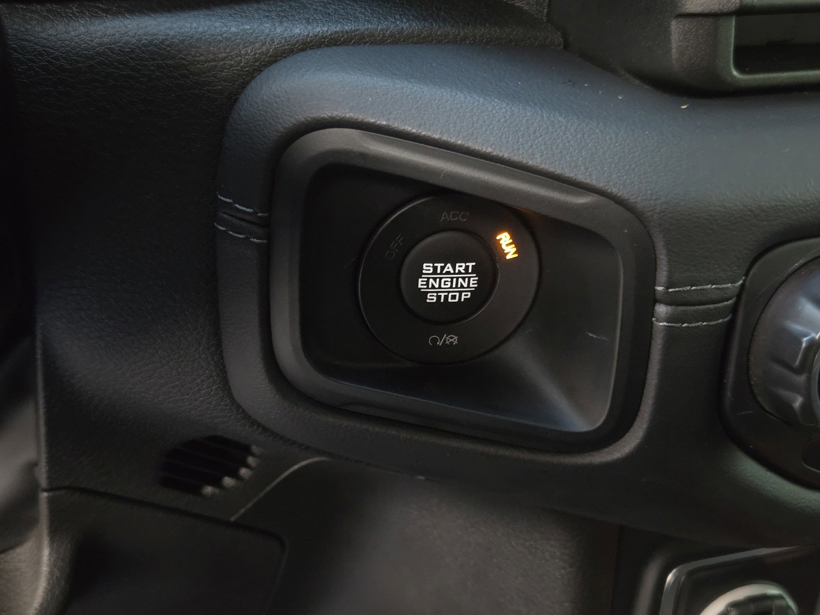 Used 2024 Jeep Wrangler Unlimited Rubicon image 19