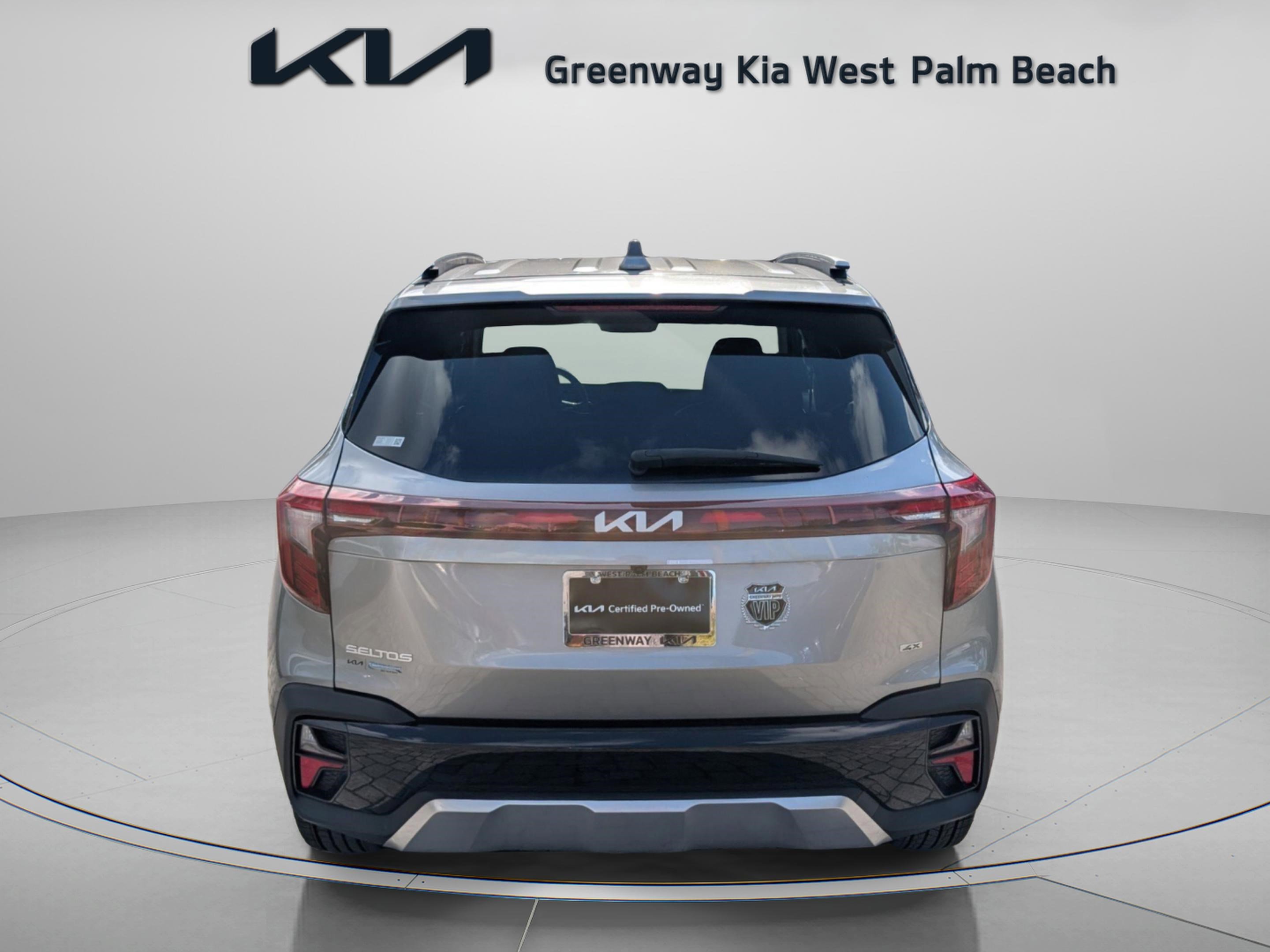 Used 2024 Kia Seltos SX AWD/4WD image 6
