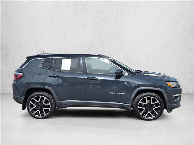 Used 2018 Jeep Compass Limited w/ Safe & Security Group FWD image 4