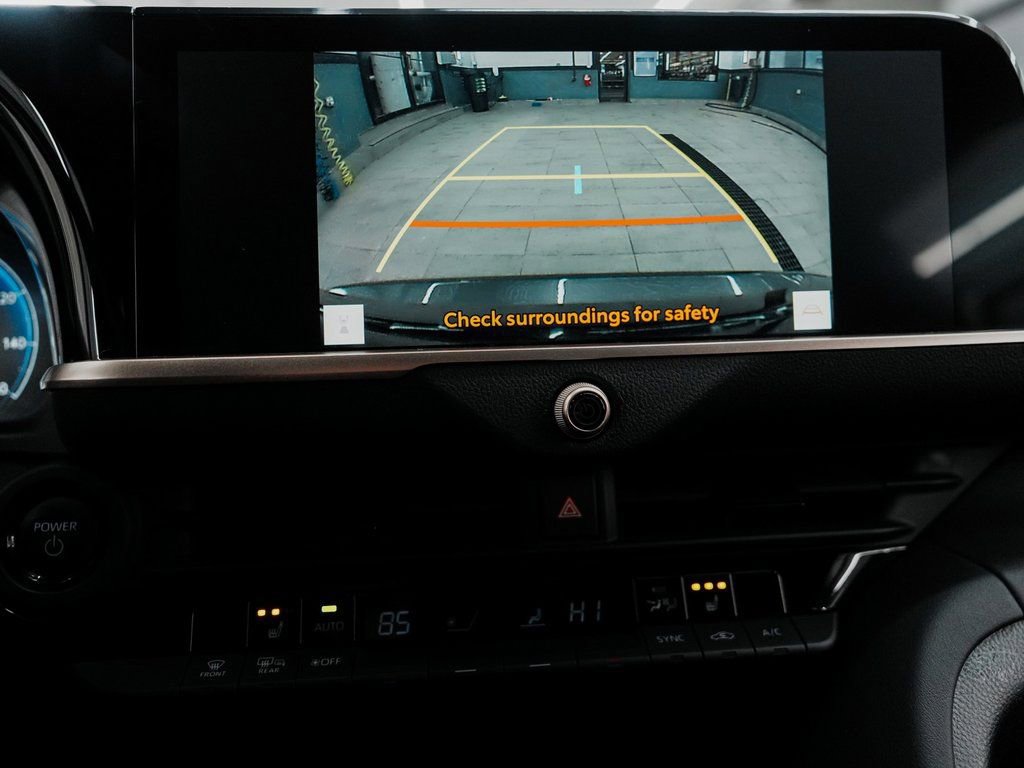 Used 2023 Toyota Crown XLE image 19