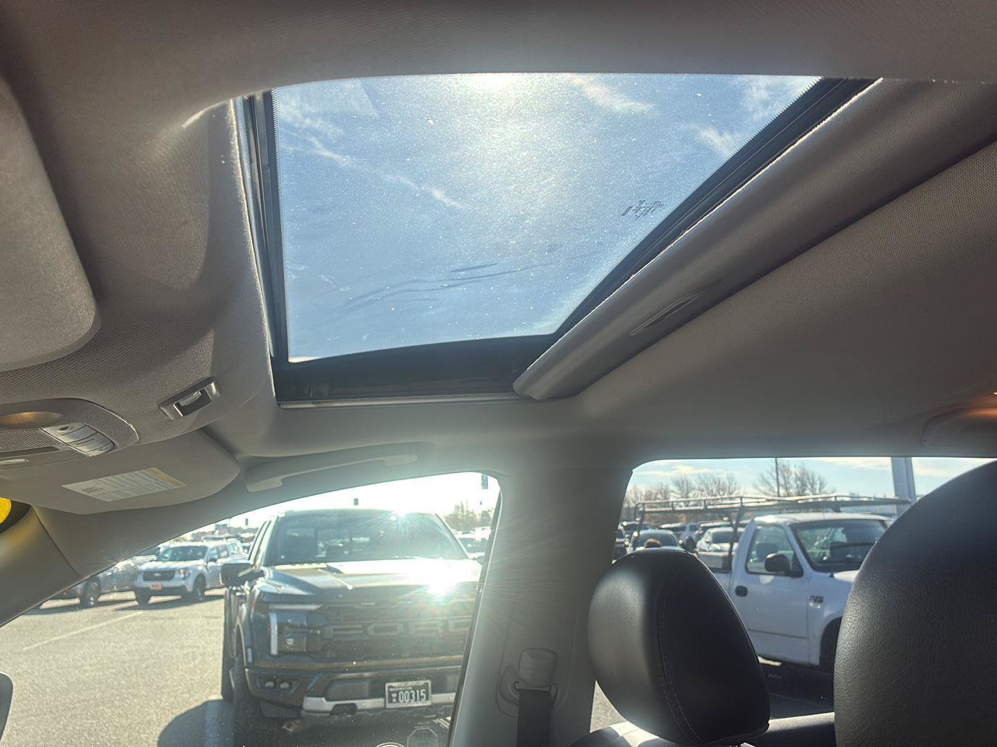 Used 2020 Nissan Pathfinder Platinum AWD/4WD image 19