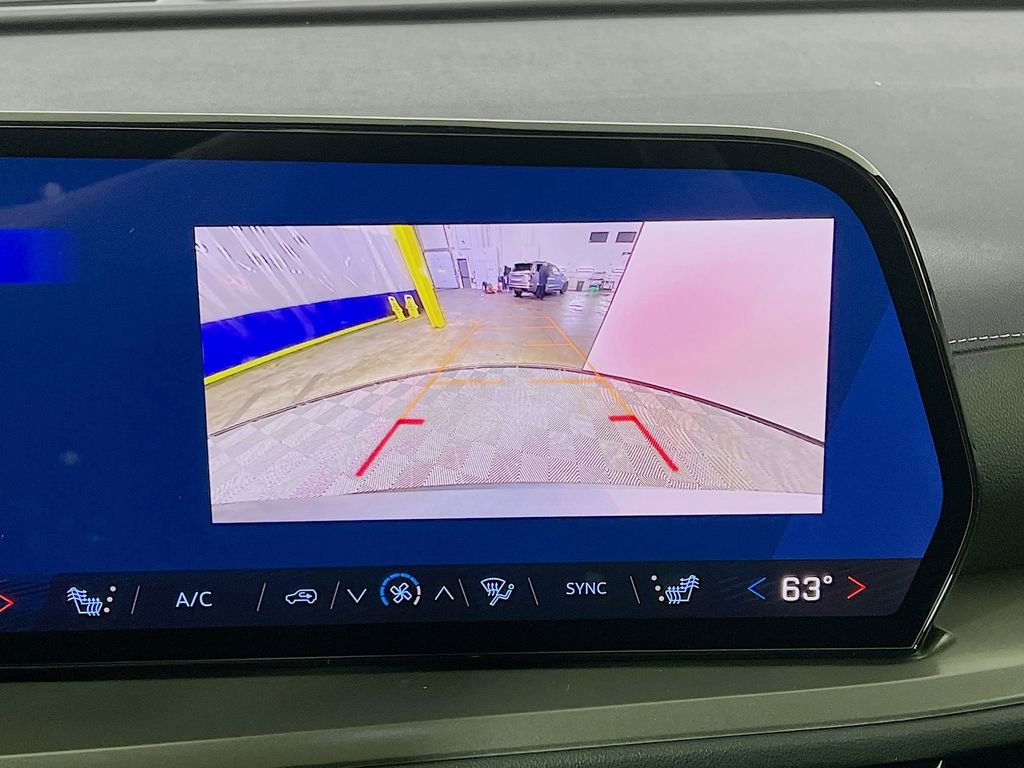 New 2026 Chevrolet Traverse LT w/ LPO, Floor Liner Package image 14