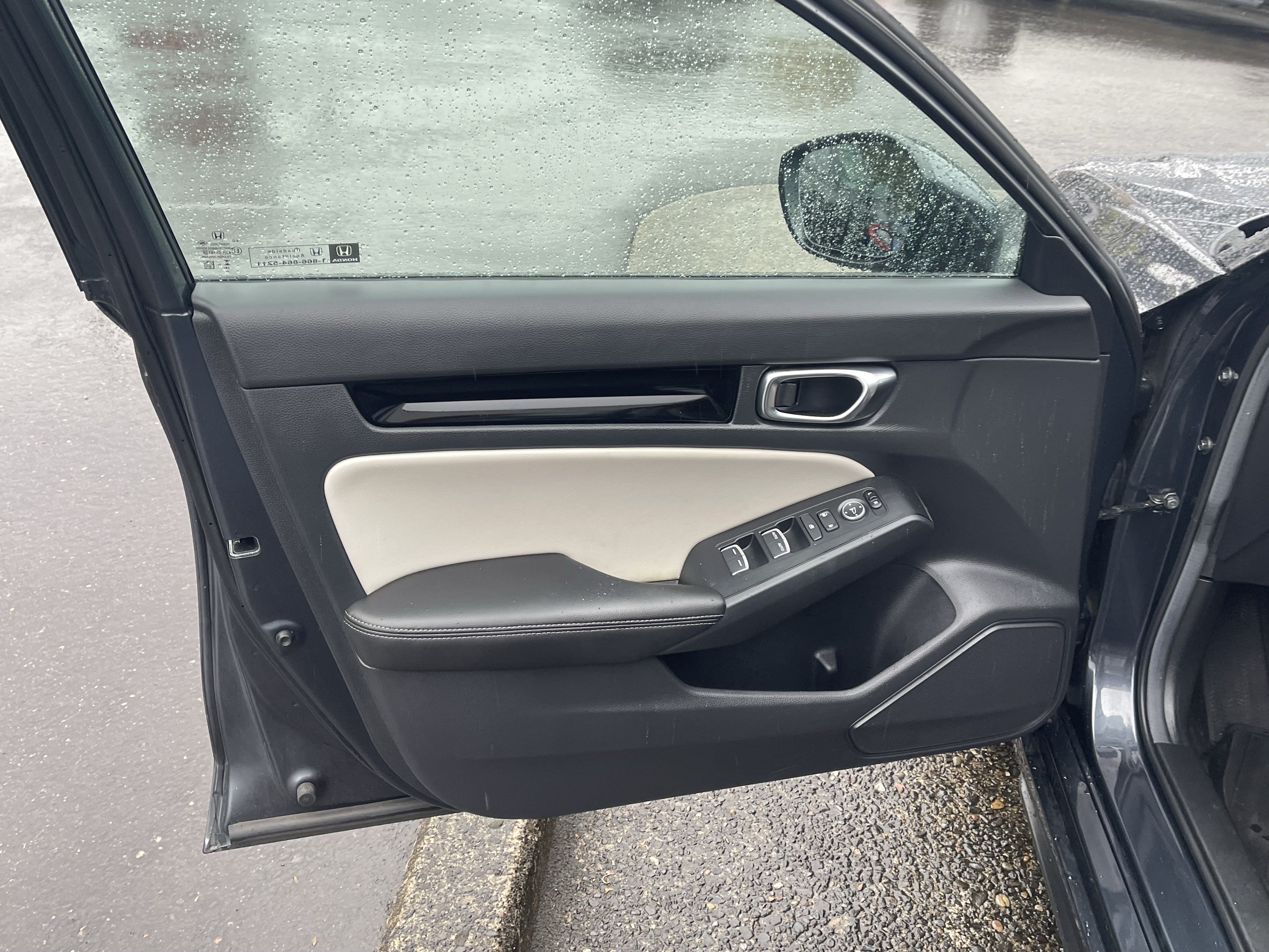Used 2024 Honda Civic EX-L image 16