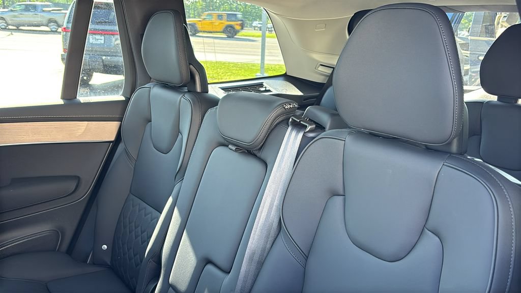 New 2026 Volvo XC90 B5 Core w/ Protection Package Premier AWD/4WD image 26