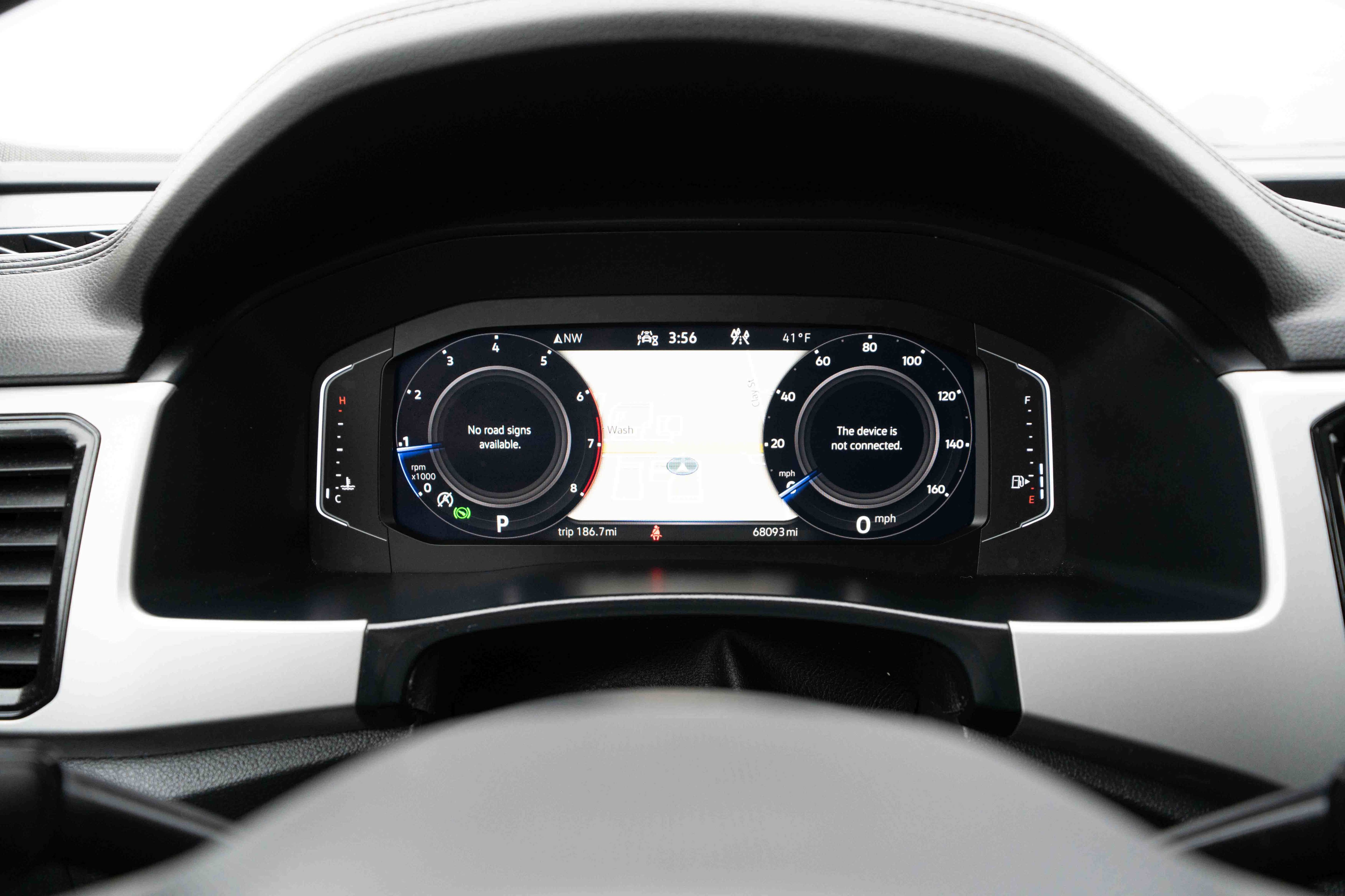 Used 2022 Volkswagen Atlas SEL image 16