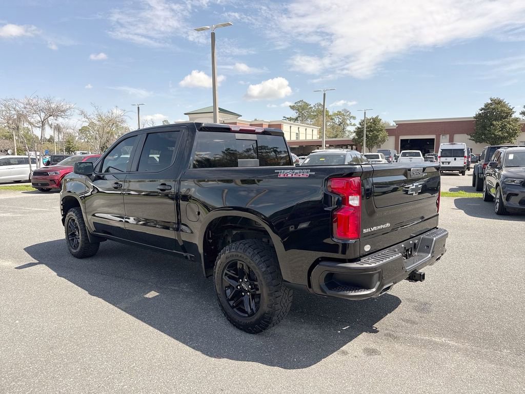 Used 2021 Chevrolet Silverado 1500 LT Trail Boss w/ Convenience Package II image 5