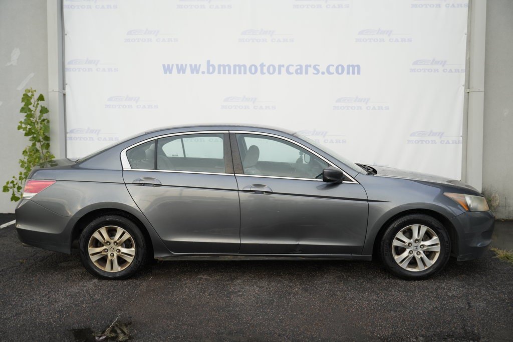 Used 2010 Honda Accord LX-P image 7