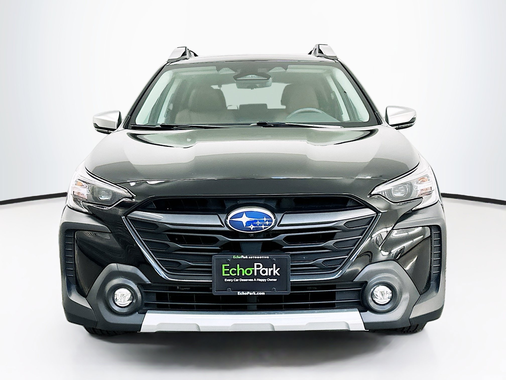 Used 2023 Subaru Outback Touring XT AWD/4WD image 2