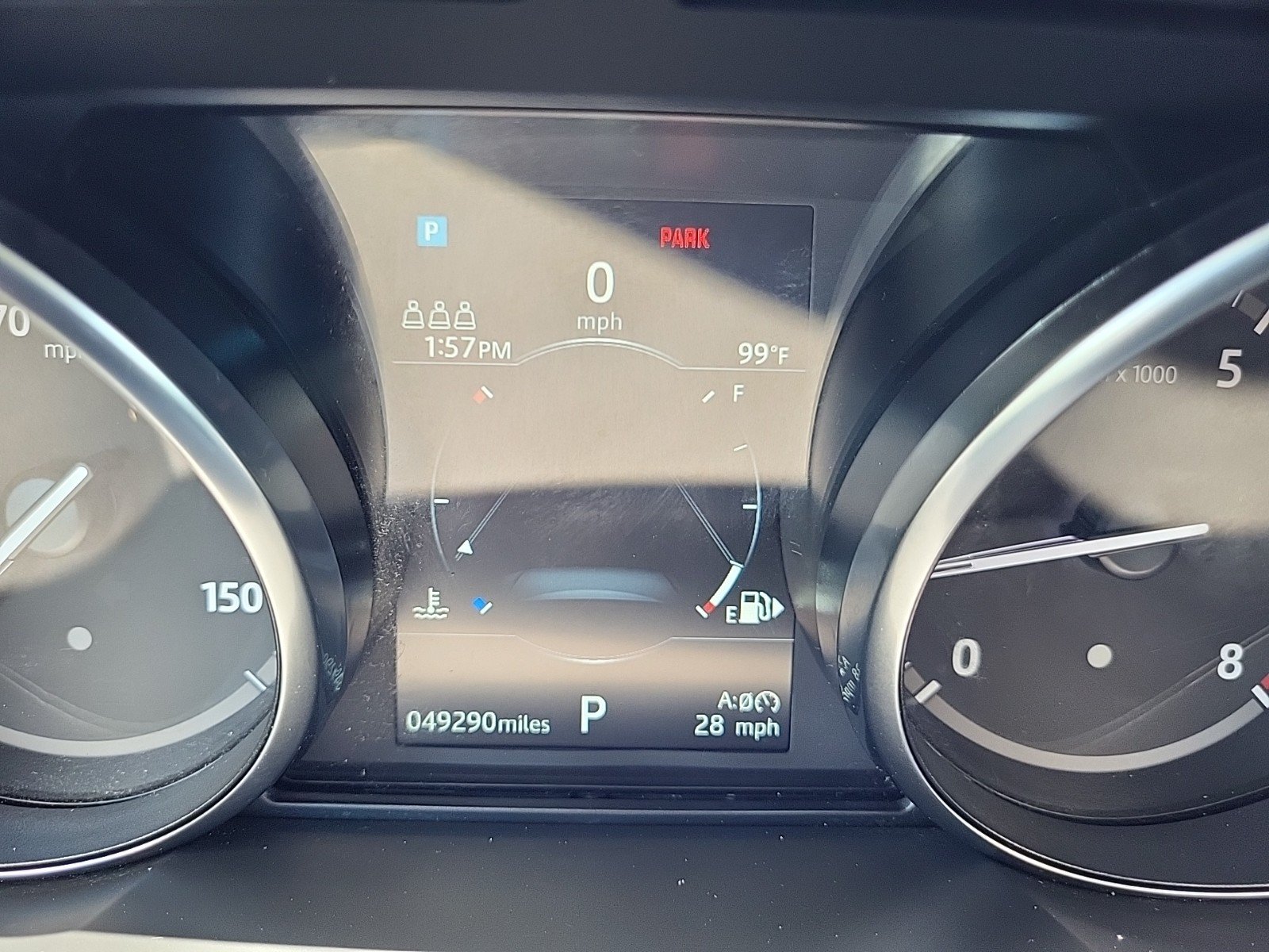 Used 2019 Land Rover Discovery SE AWD/4WD image 20