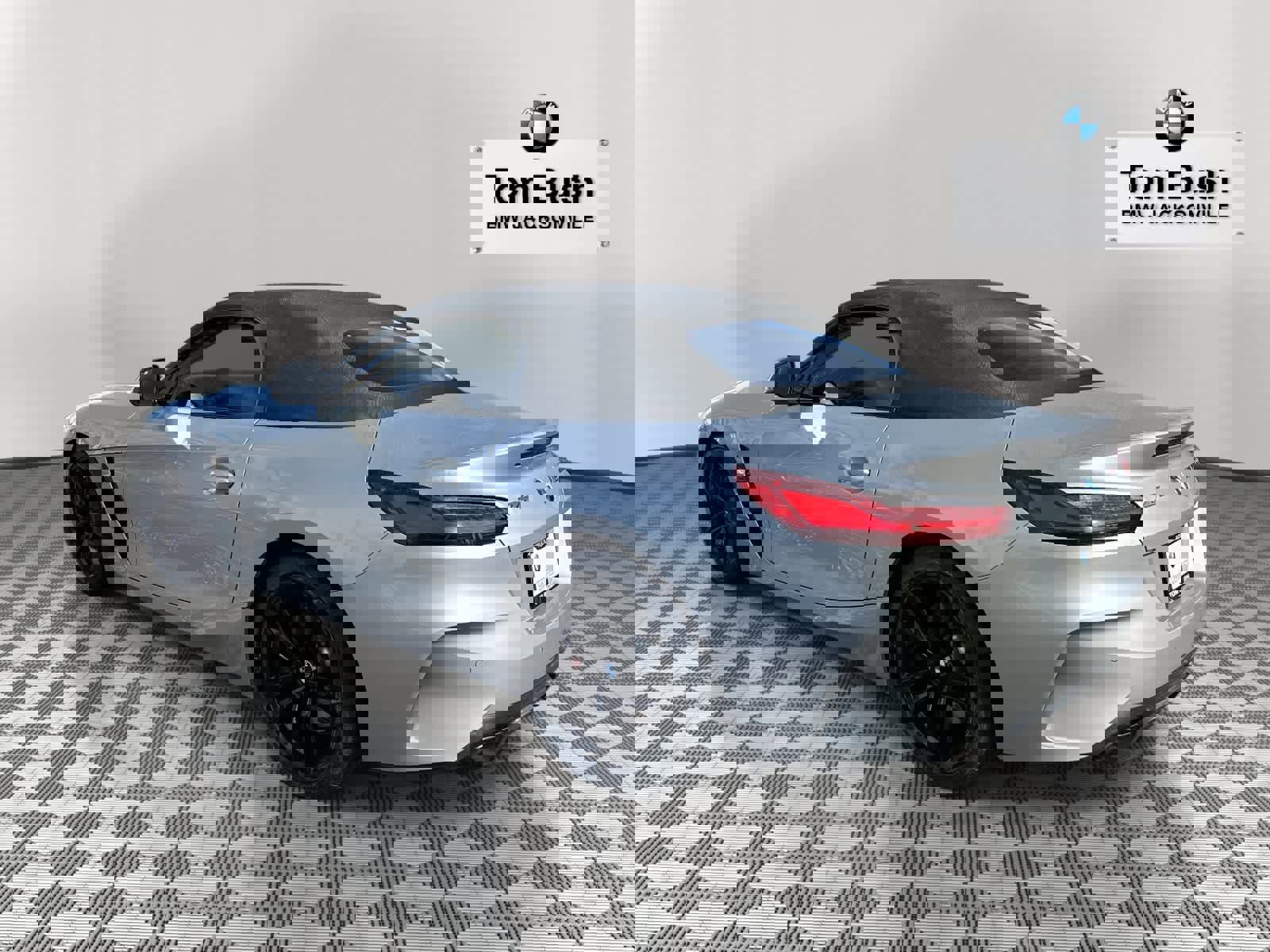 Certified 2021 BMW Z4 M40i w/ Executive Package image 5