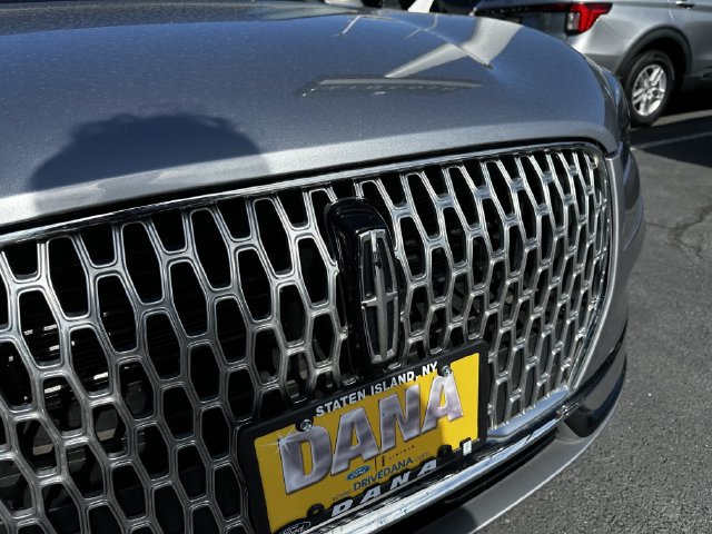 Certified 2023 Lincoln Corsair AWD w/ Equipment Group 101A image 10