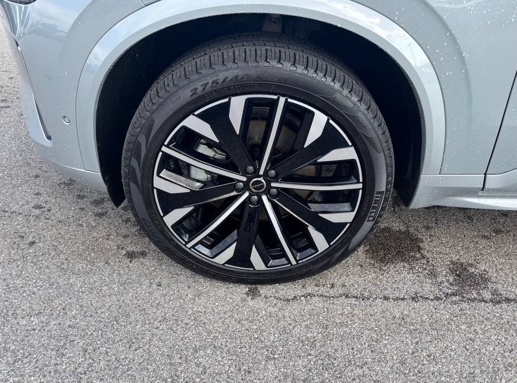 Used 2026 Volvo XC90 B6 Plus w/ Protection Package AWD/4WD image 34