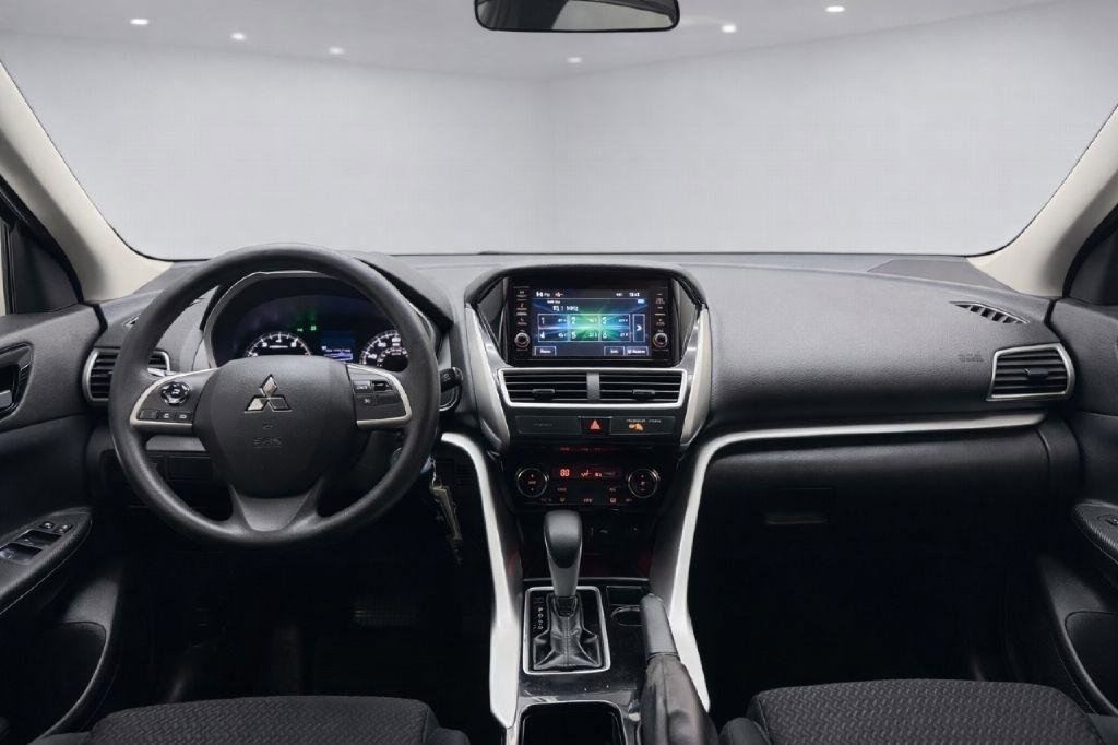 Used 2020 Mitsubishi Eclipse Cross ES image 21
