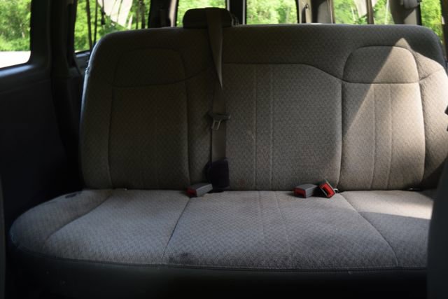 Used 2018 Chevrolet Express 3500 LT w/ LT Preferred Equipment Group RWD image 12