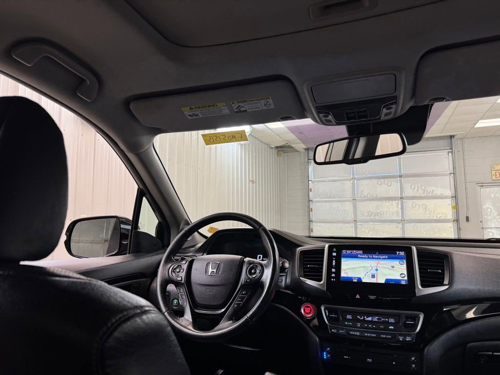 Used 2016 Honda Pilot Elite image 24