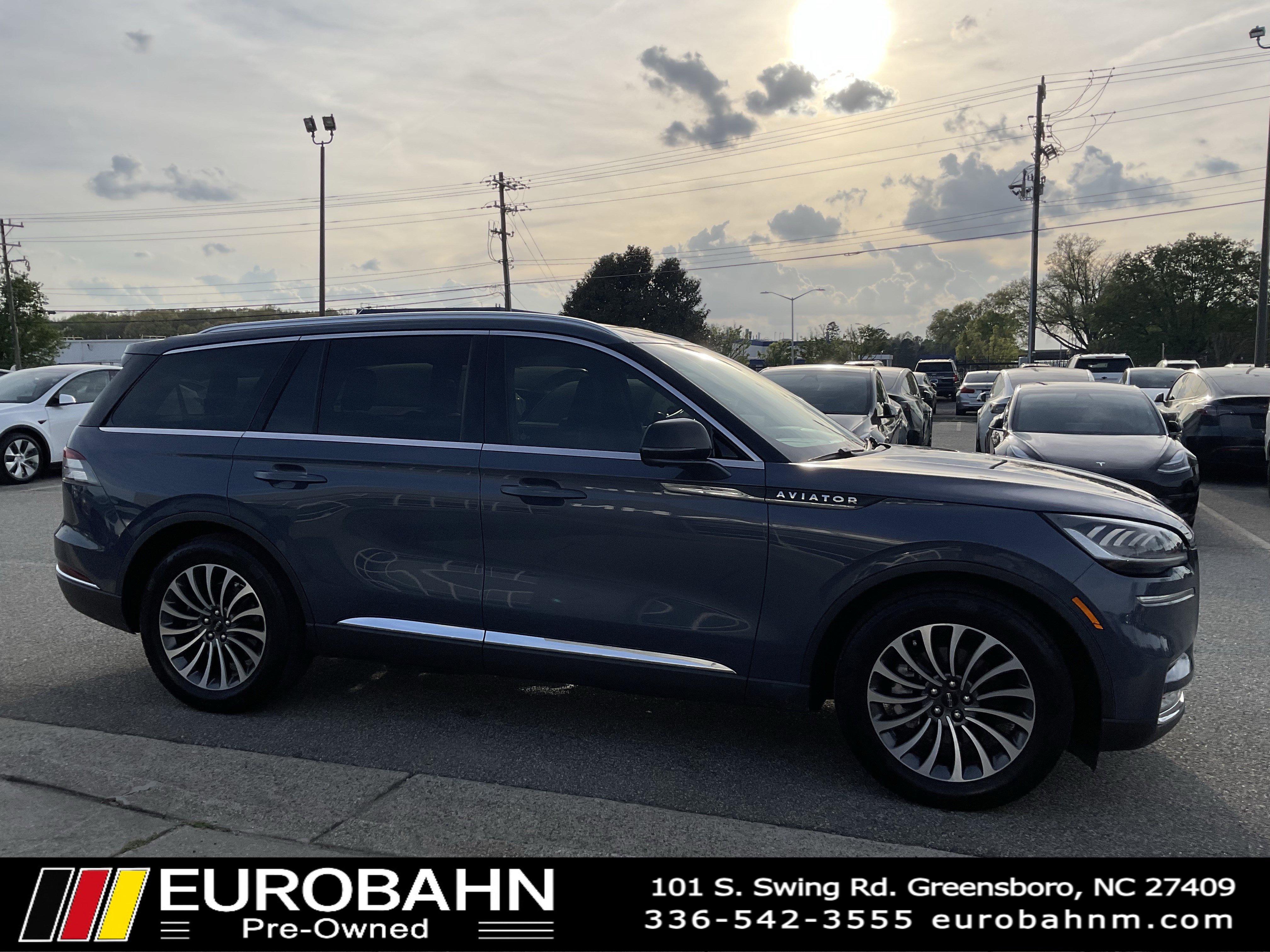 Used 2021 Lincoln Aviator Reserve w/ Elements Package Plus image 34