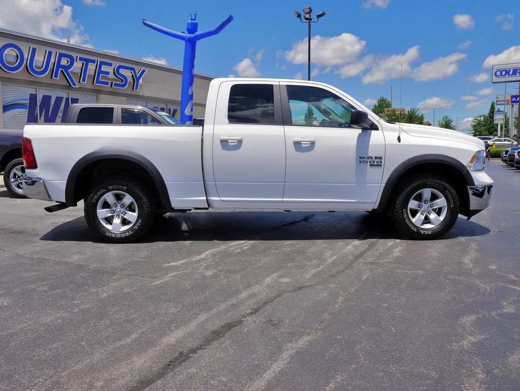 Used 2019 RAM 1500 Classic SLT w/ Protection Group AWD/4WD image 8