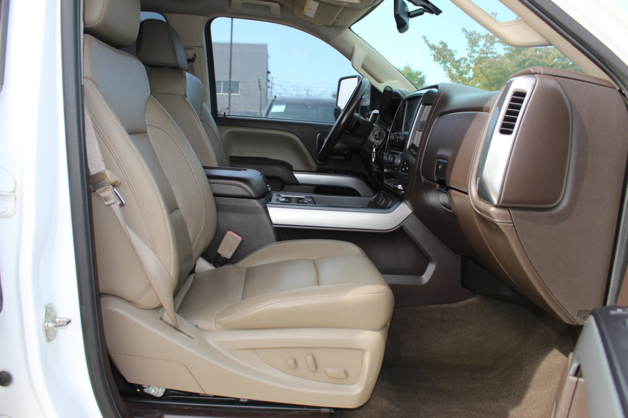 Used 2016 Chevrolet Silverado 2500 LTZ w/ Duramax Plus Package image 21