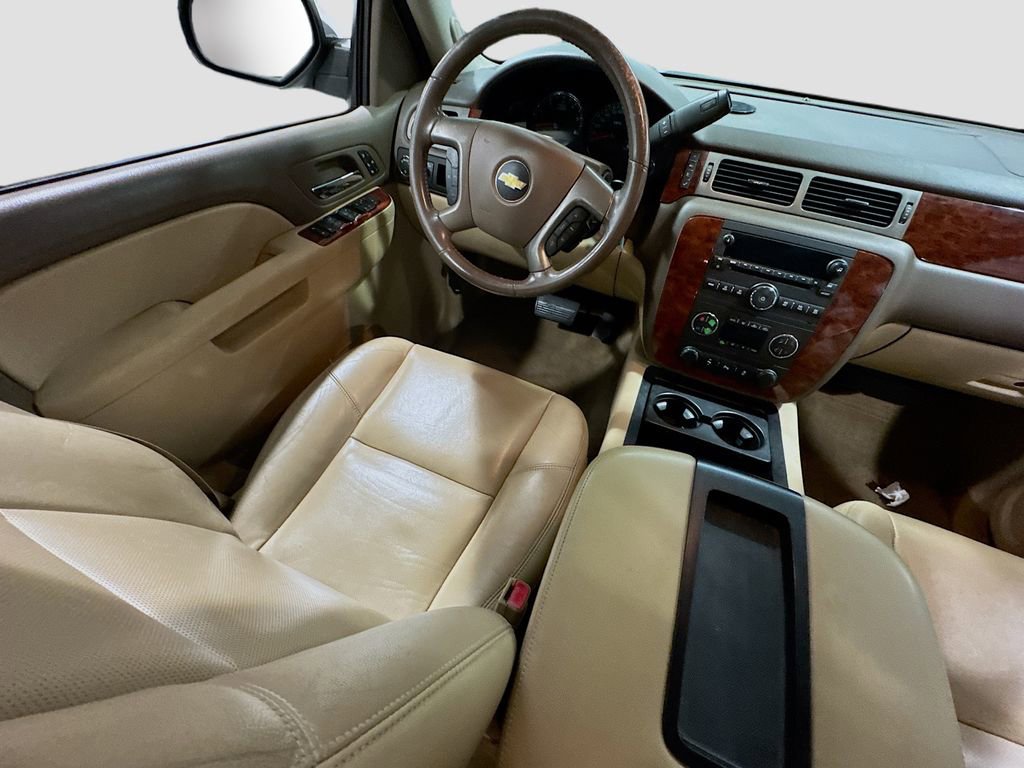 Used 2013 Chevrolet Silverado 1500 LTZ w/ LTZ White Diamond Edition image 19