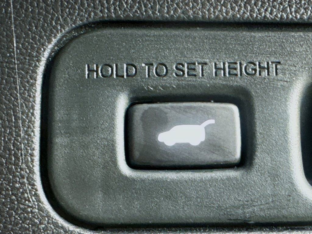 Used 2023 Acura MDX FWD w/ Technology Package image 33