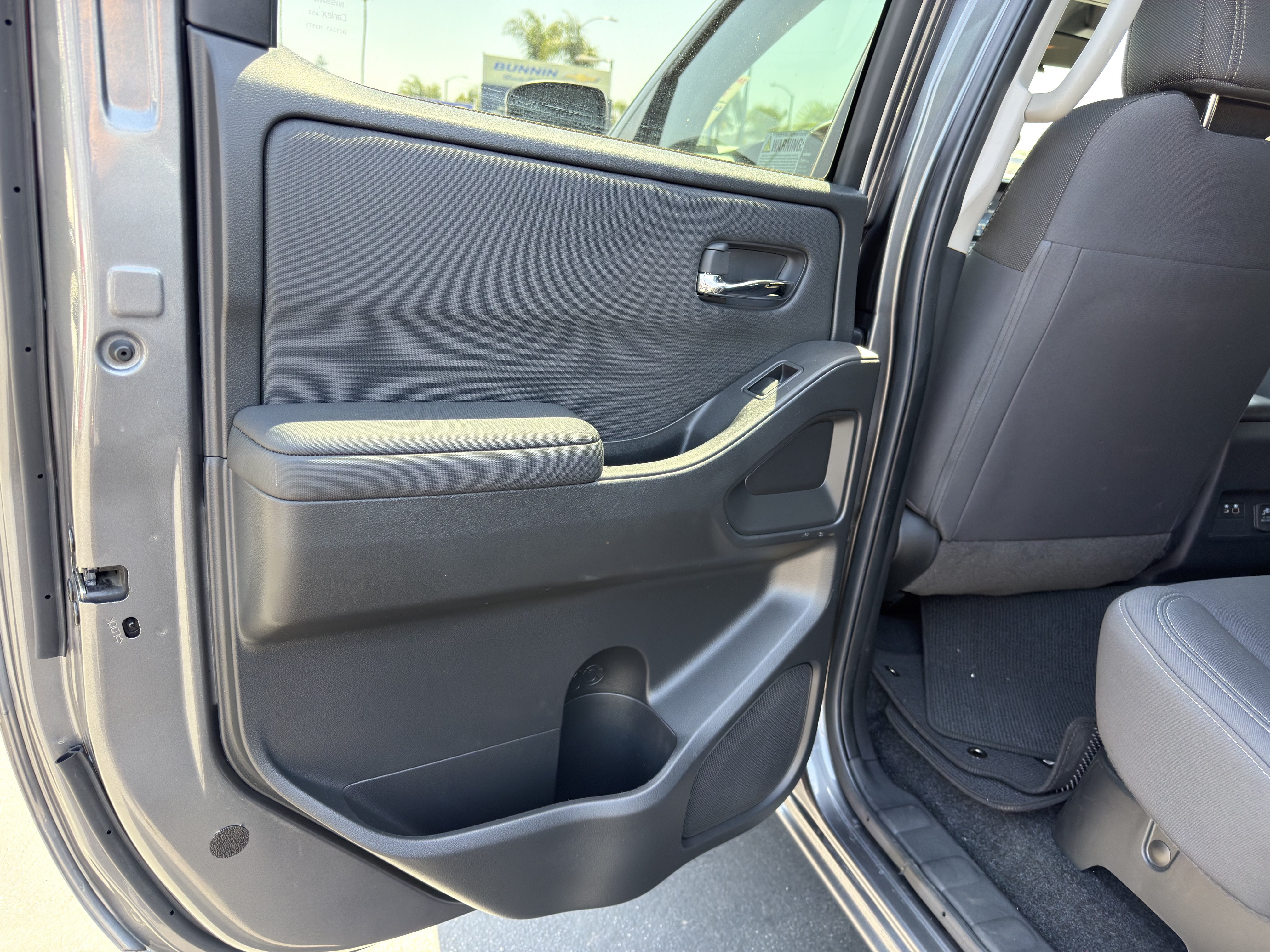 Used 2024 Nissan Frontier SV w/ SV Convenience Package RWD image 20