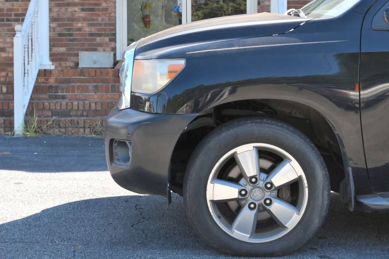 Used 2008 Toyota Sequoia Limited RWD image 15