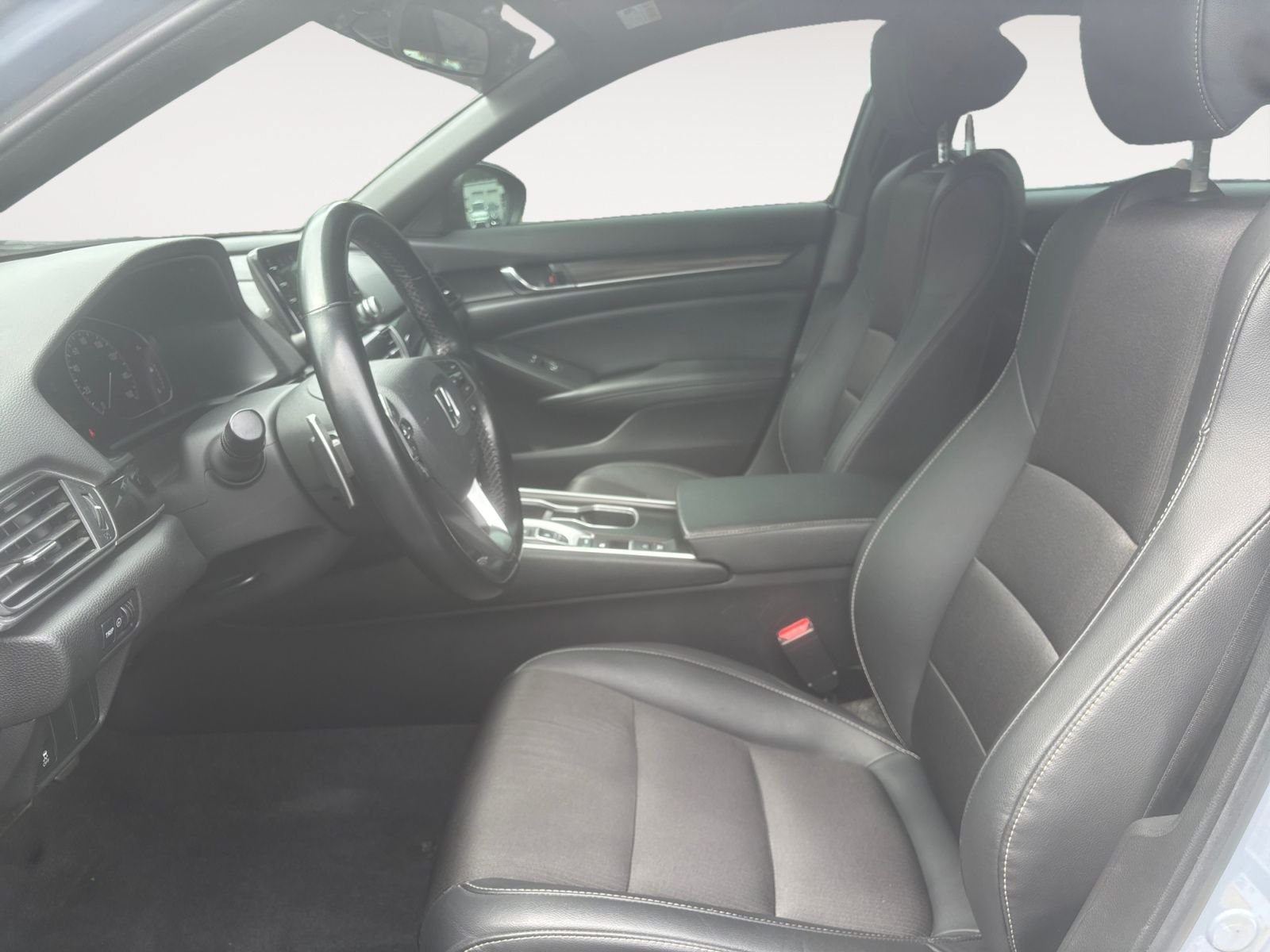 Used 2022 Honda Accord Sport image 9