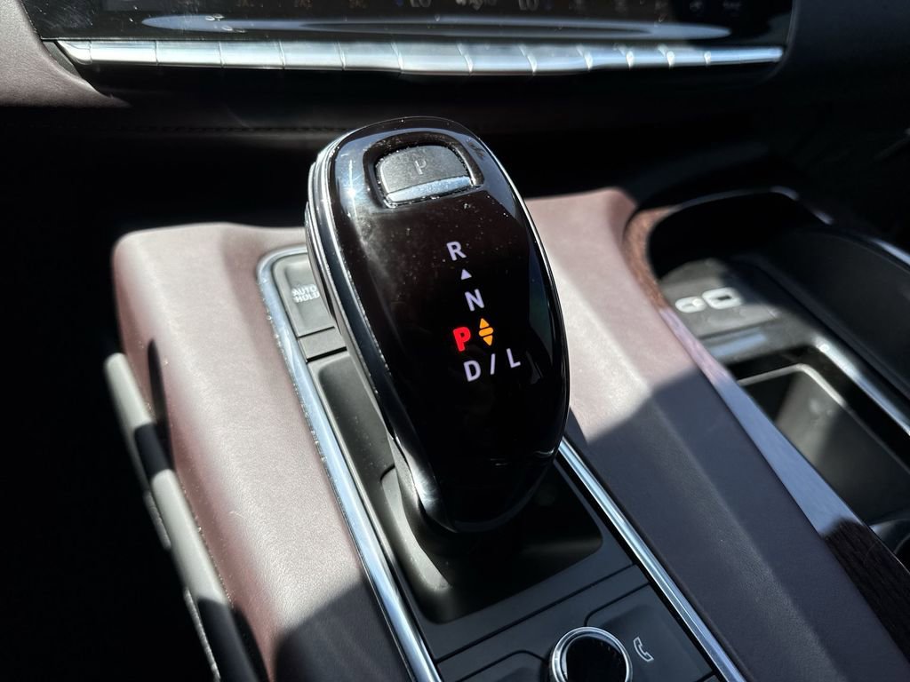 Used 2022 Cadillac Escalade ESV Sport Platinum image 20