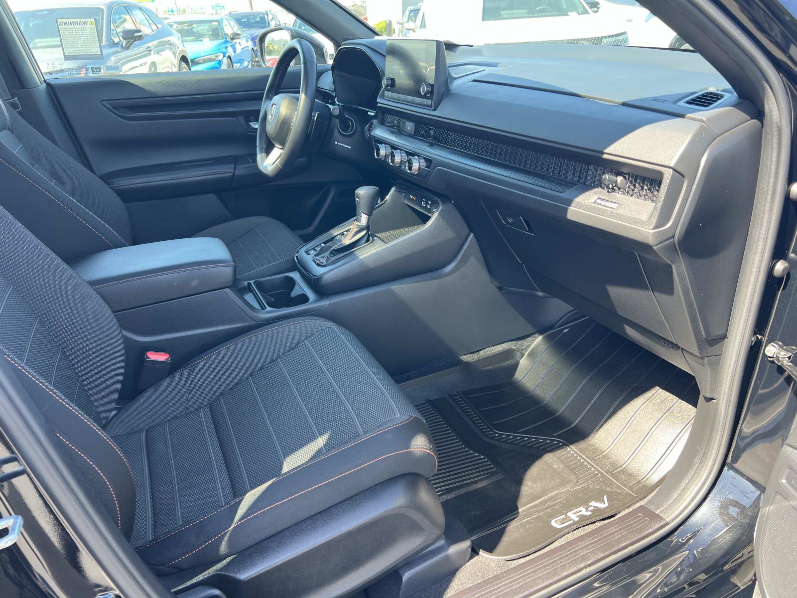 Certified 2025 Honda CR-V Sport image 28