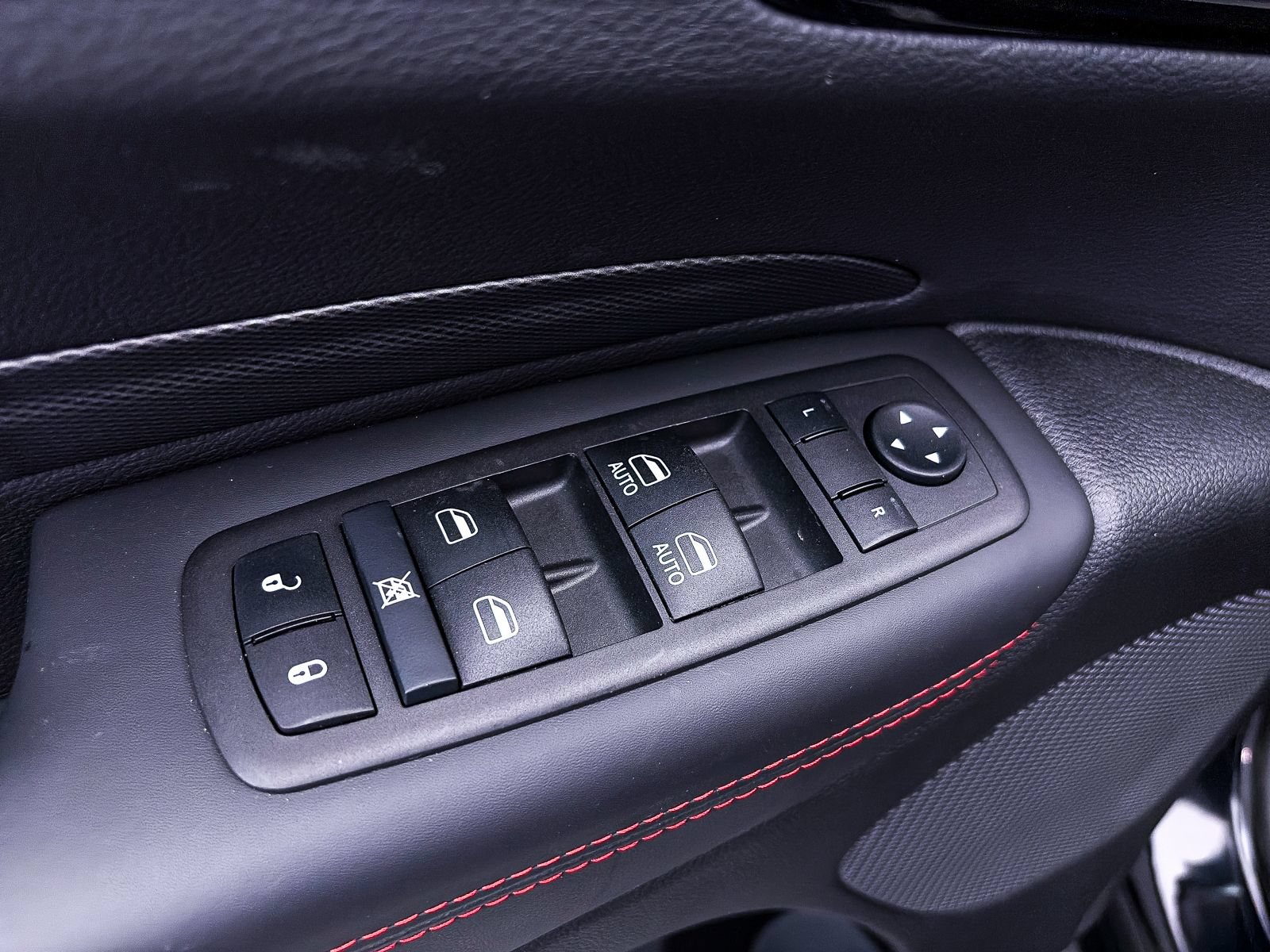 Used 2024 Dodge Durango R/T AWD/4WD image 18