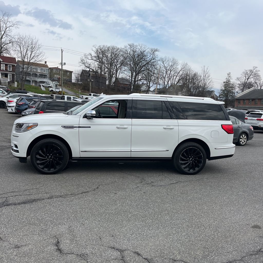 Used 2021 Lincoln Navigator L Black Label image 5