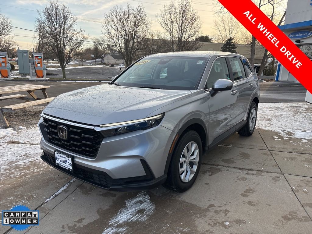 Used 2023 Honda CR-V LX image 3