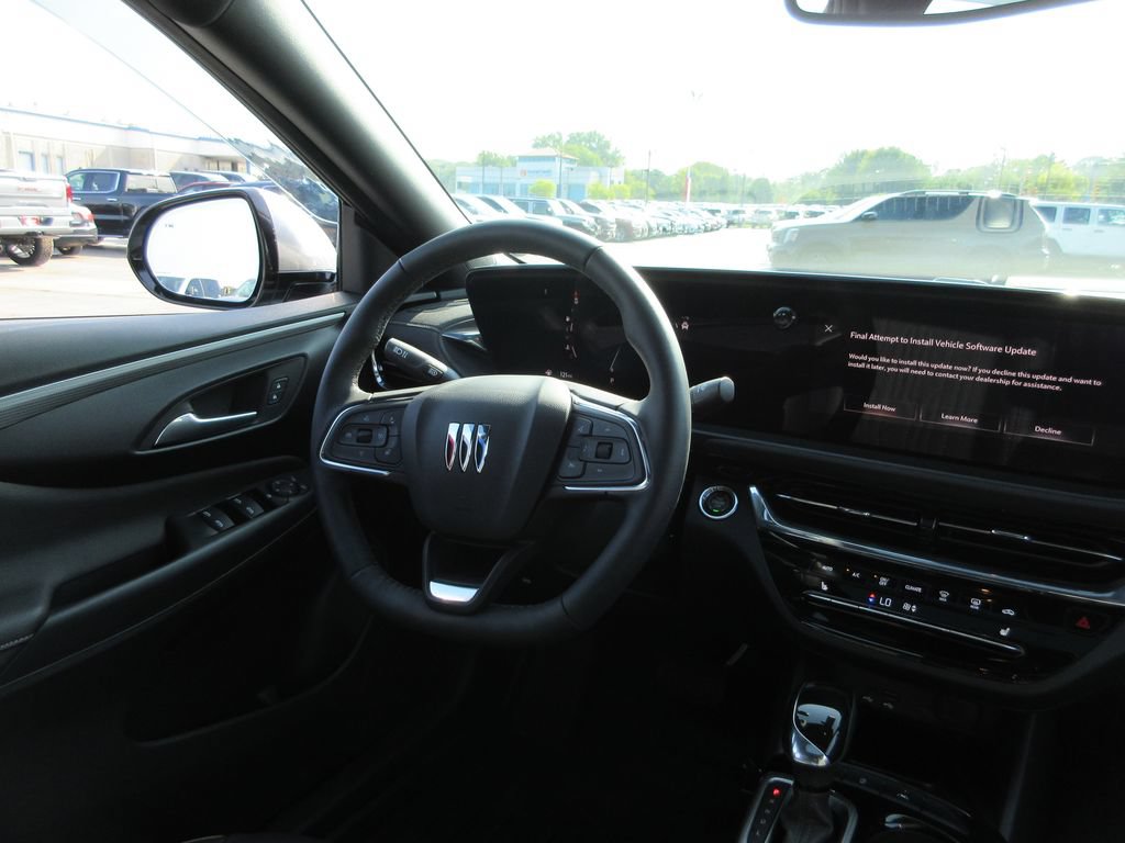 Used 2024 Buick Envista Sport Touring FWD image 23