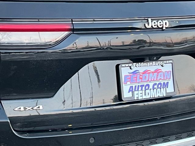 Used 2023 Jeep Grand Cherokee Laredo image 33