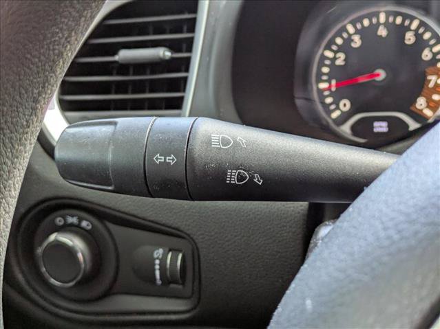 Used 2019 Jeep Renegade Sport FWD image 7