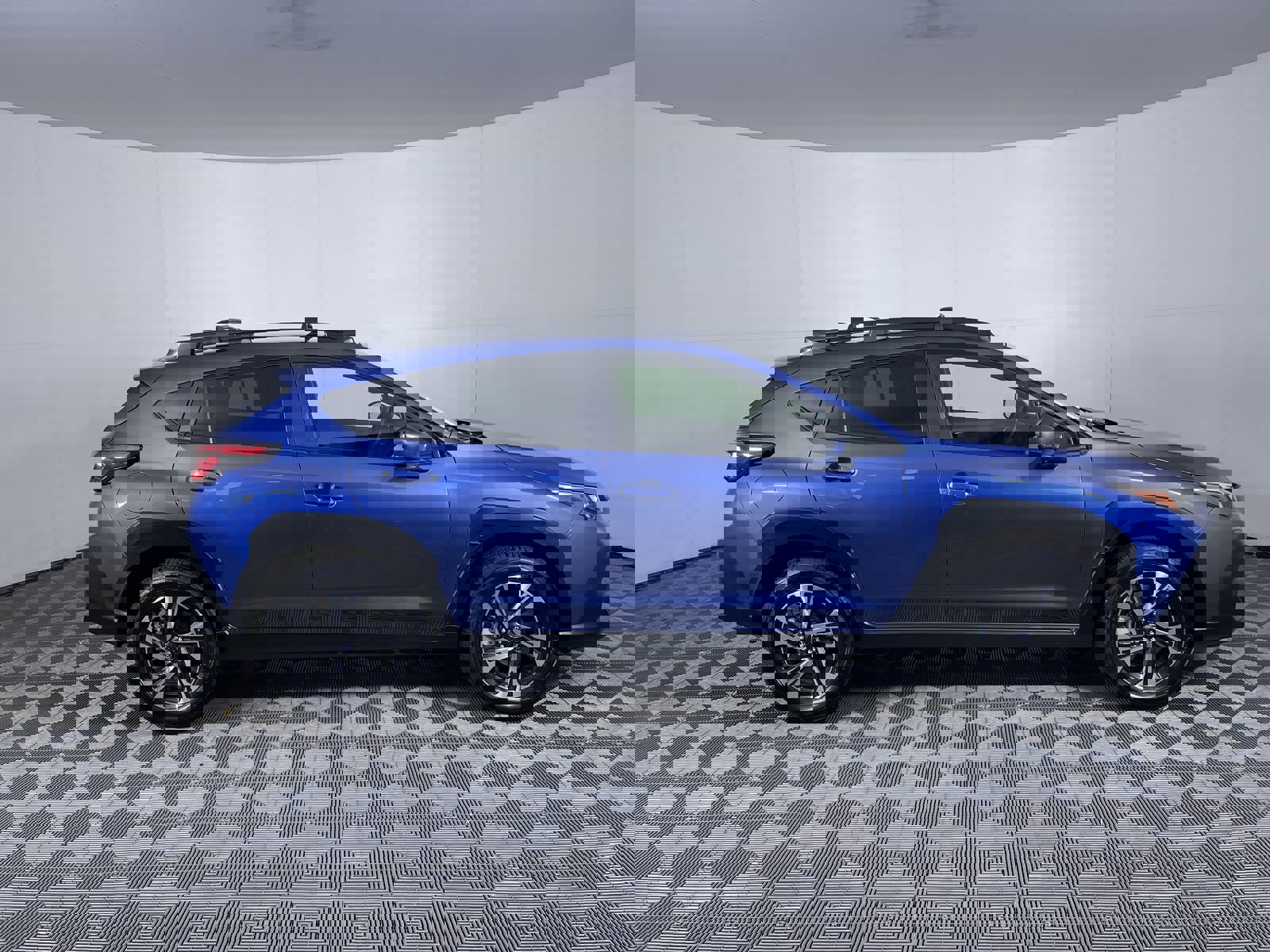 Certified 2025 Subaru Crosstrek 2.0i Premium w/ Crosstrek Mirror Package image 10