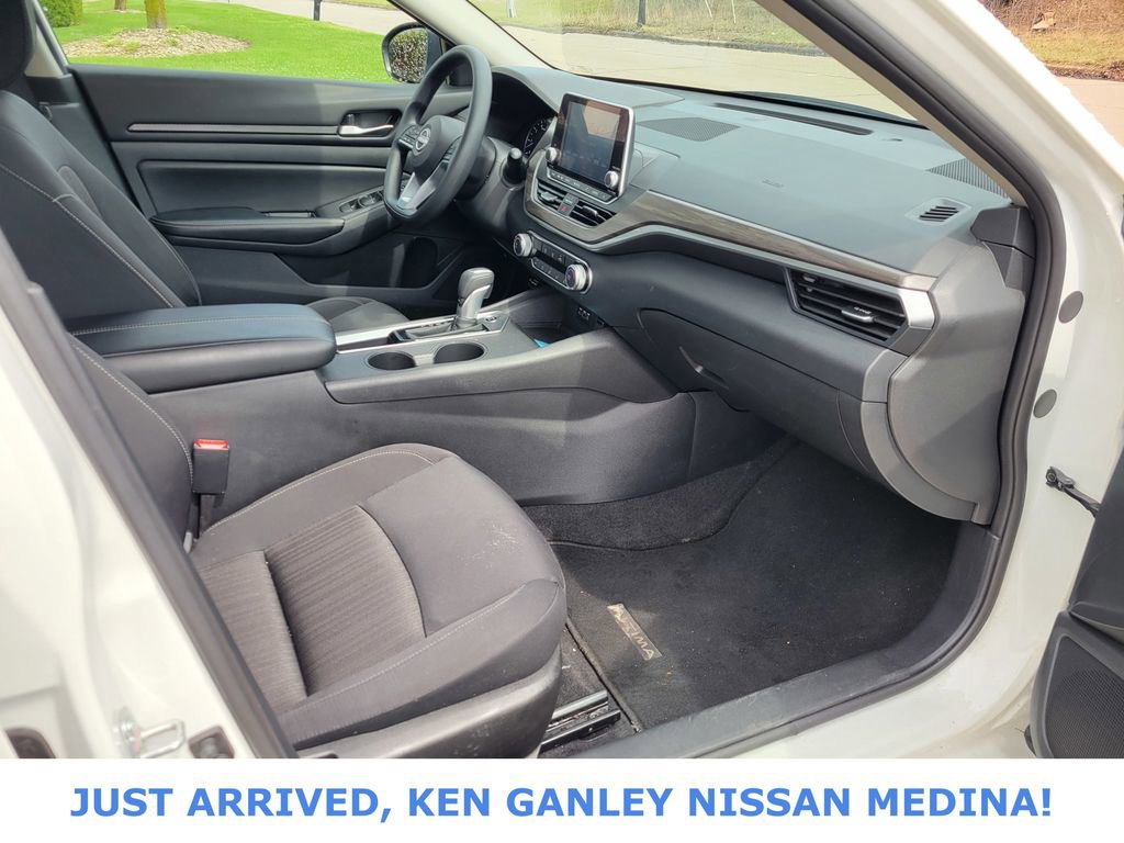Certified 2025 Nissan Altima 2.5 SV image 22