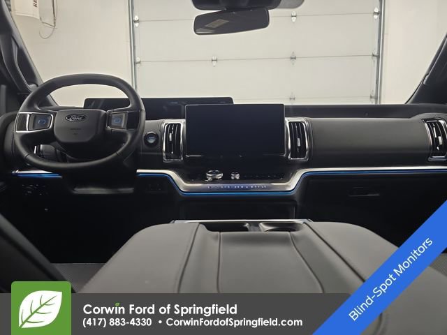 New 2026 Ford Expedition Platinum w/ Stealth Performance Package image 16