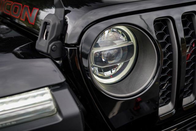 Used 2020 Jeep Gladiator Rubicon image 13