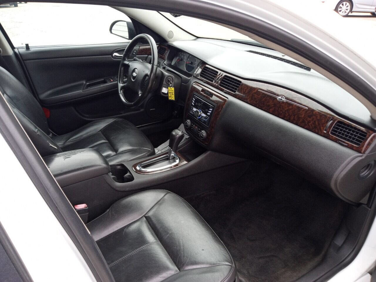 Used 2013 Chevrolet Impala LTZ image 11