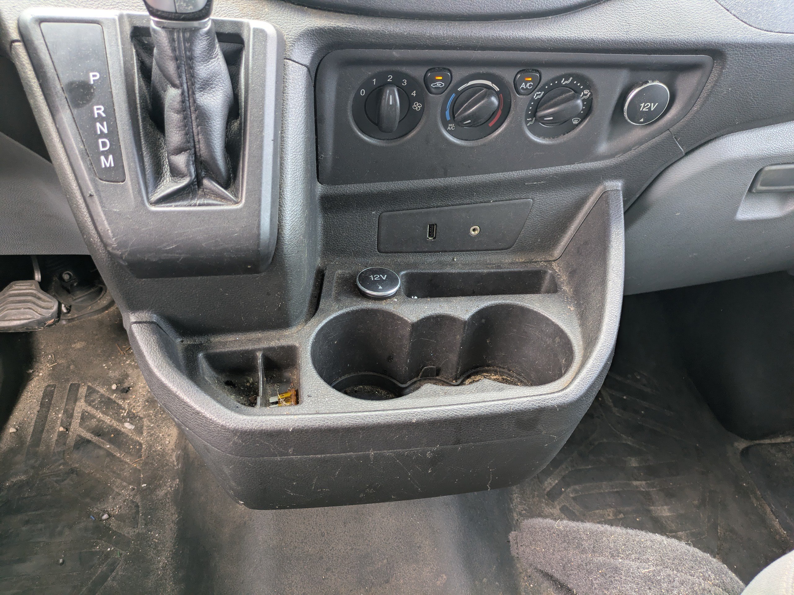 Used 2015 Ford Transit 250 148 Medium Roof w/ Interior Upgrade Package RWD image 21