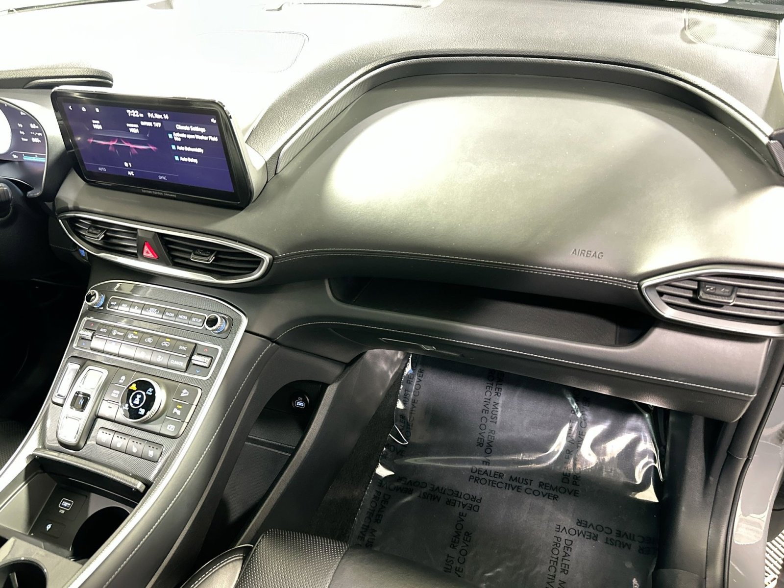 Used 2022 Hyundai Santa Fe Limited image 39