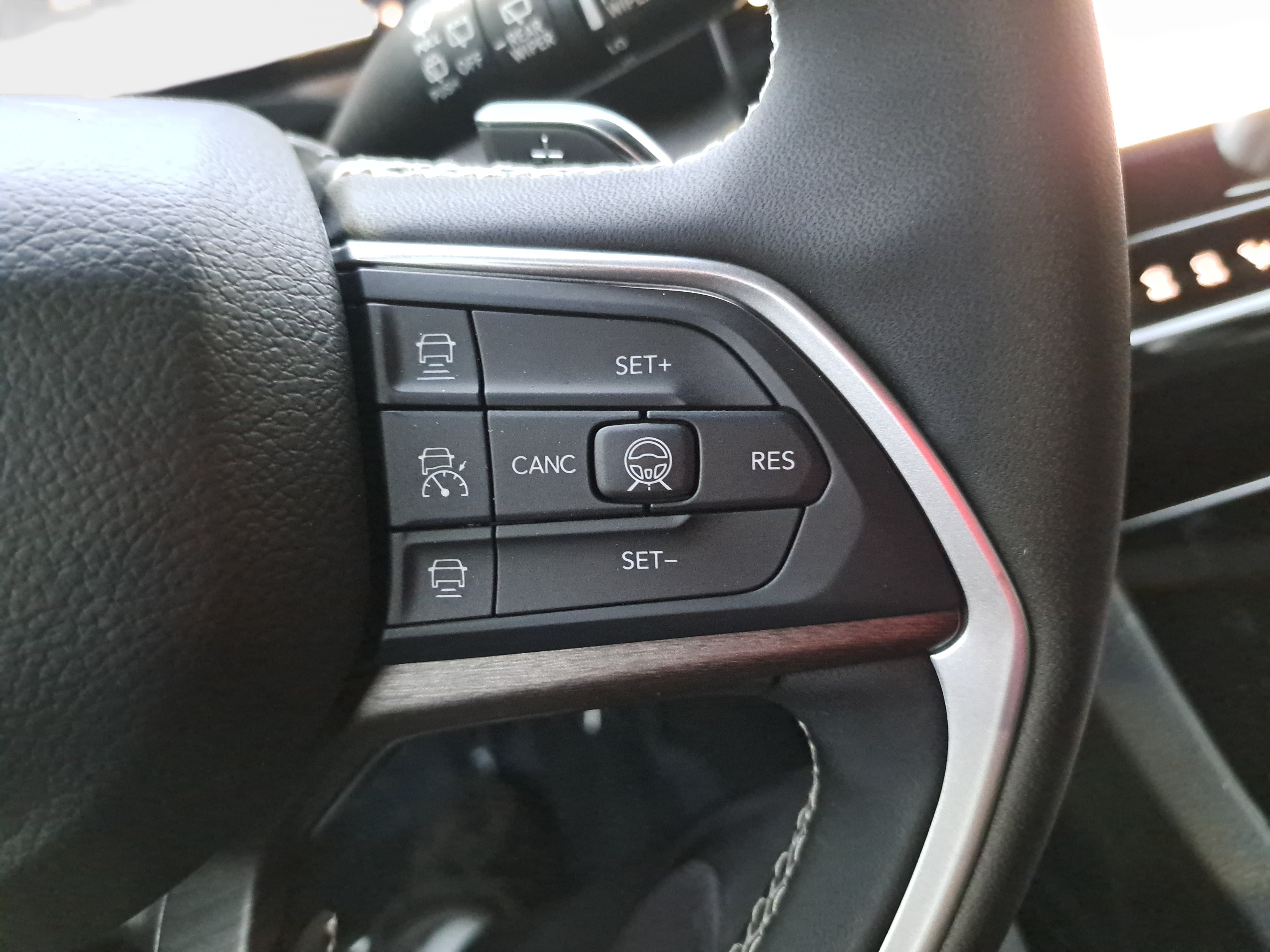 New 2026 Jeep Grand Cherokee Limited Reserve AWD/4WD image 19