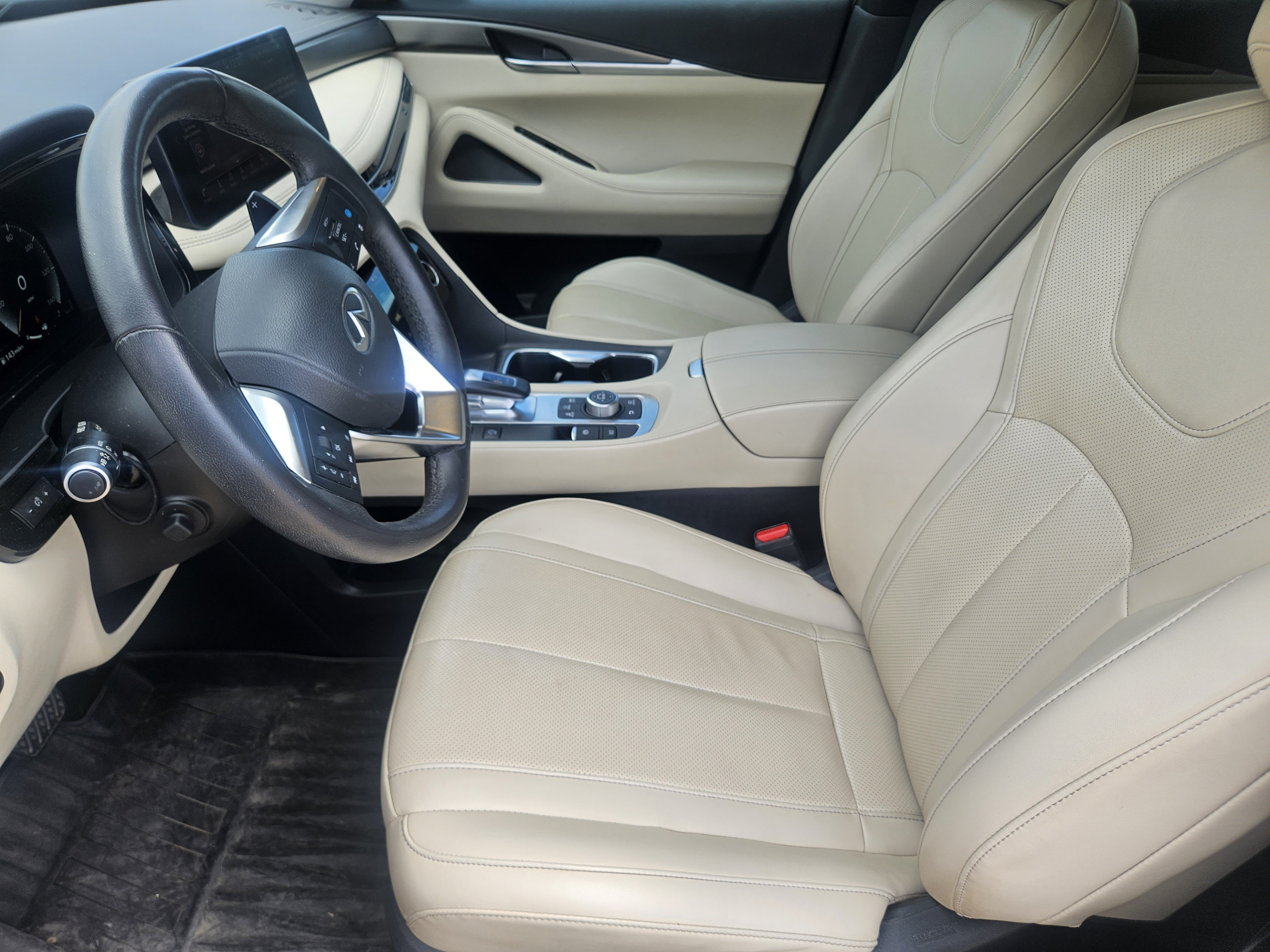 Used 2024 INFINITI QX60 Luxe FWD image 5