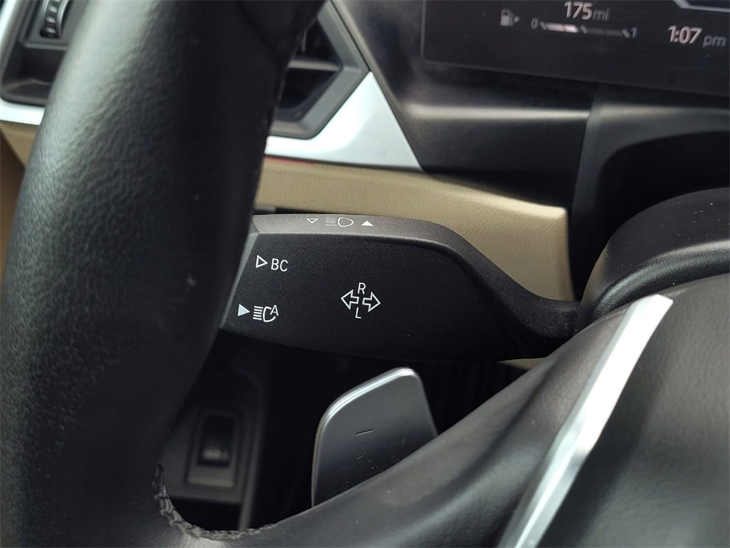 Used 2023 BMW 330i Sedan w/ Convenience Package image 24