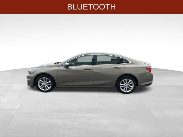 Used 2017 Chevrolet Malibu LT image 4
